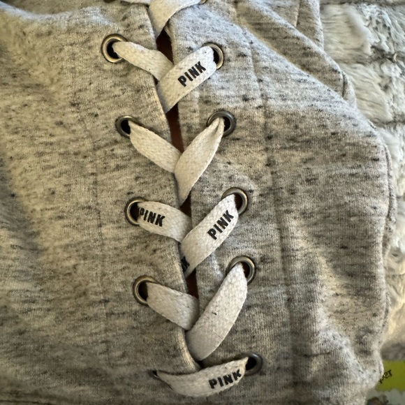 Pink pullover - Picture 2 of 3